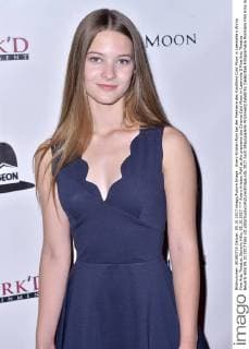 Avery Kristen Pohl at the premeire the Cinema Cold Moon in Laemmle S Fine Arts Theatre Beverly Hills 05 10 2017 Foto:xD.xStarbuckx xFuturexImage