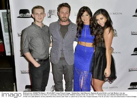 Robbie Kay Josh Stewart Rachele Brooke Smith and Catt Bellamy at the premeire the Cinema Cold Moon in Laemmle S Fine Arts Theatre Beverly Hills 05 10 2017 Foto:xD.xStarbuckx xFuturexImage