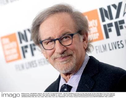 Steven Spielberg arrives on the red carpet at the 55th New York Film Festival screening of Spielberg at Alice Tully Hall on October 5, 2017 in New York City.  NYP20171005181 DENNISxVANxTINE