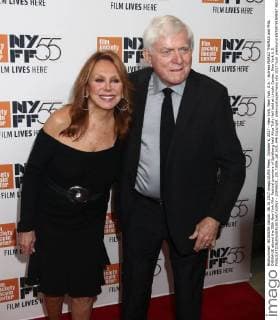 October 6, 2017 - New York, New York, U.S. - Actress MARLO THOMAS and PHIL DONAHUE attend the 55th New York Film Festival premiere of Spielberg held Alice Tully Hall held at Lincoln Center. New York U.S. - ZUMAk03_ 20171006_zaf_k03_046 Copyright: xNancyxKaszermanx