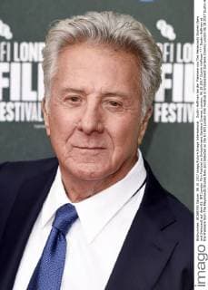 Dustin Hoffman at the Premiere from The Meyerowitz Stories New and Selected on the 61 BFI London Film Festival in Embankment Gardens Cinema London 06 10 2017 Dustin Hoffman  Foto:xS.xVasx xFuturexImage