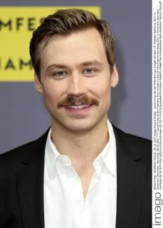 David Kross at the Premiere from simple on the 25 Film Festival Hamburg 2017 in Cinemaxx Dammtor Hamburg 06 10 2017 Foto:xgbrcix xFuturexImage