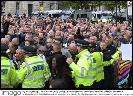 . 07 10 2017. London, United Kingdom. Football fans hold London protest against extremism. Thousands of fans join a march from Park Lane to Westminster Bridge organised by The Football Fans Alliance who say itis aim is to raise the issue of all forms of extremism to the government.  xHowardxJonesx xi-Imagesx IIM-16072-0001