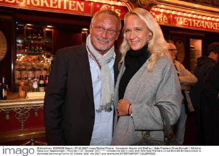 Constantine Alarm clock with Wife Gala Premiere Circus Roncalli 40 Years travel to Stimulate borrowing Munich 07 October 2017