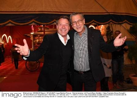 Patrick Lindner with Friend Peter Schäfer Gala Premiere Circus Roncalli 40 Years travel to Stimulate borrowing Munich 07 October 2017