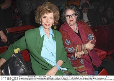 Ilse Neubauer with Accompaniment at the Premiere the of Circus Roncalli 40 Years travel to Rainbow at Munich 07 10 2017 Foto:xP.xSchönbergerx xFuturexImage