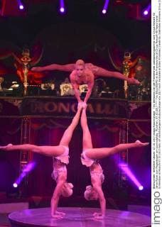 Trio BELLISSIMO at the Premiere the of Circus Roncalli 40 Years travel to Rainbow at Munich 07 10 2017 Foto:xP.xSchönbergerx xFuturexImage