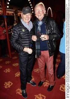 Arthur Brauss with Accompaniment at the Premiere the of Circus Roncalli 40 Years travel to Rainbow at Munich 07 10 2017 Foto:xP.xSchönbergerx xFuturexImage