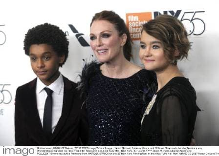 Jaden Michael Julianne Moore and MILLICENT Simmonds at the Premiere from WONDER STRUCK on the 55 New York Film Festival in the Alice Tully Hall New York 07 10 2017 Foto:xD.xVanxTinex xFuturexImage