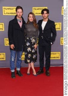 Maximilian MAUFF Alice Dwyer and Aaron Altaras the invisible We want all Life the Film Festival Hamburg 2017 in Cinemaxx Cinema at Dammtor in Hamburg Hamburg 08 10 2017 Please Caption Imago Michael Wigglesworth