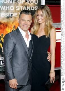 Josh Brolin and his Wife Kathyrn Boyd at the Only The brave Film Premiere at 8 10 2017 in Westwood Los Angeles Only The brave Film premiere in Los Angeles 2017