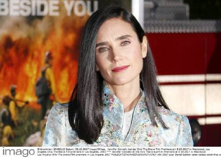 Jennifer Connelly at the Only The brave Film Premiere at 8 10 2017 in Westwood Los Angeles Only The brave Film premiere in Los Angeles 2017