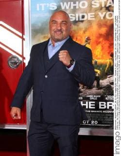 October 8, 2017 - Los Angeles, CA, U.S. - 08 October 2017 - Los Angeles, California - Jay Glazer. Ã¢â‚¬oeOnly The BraveÃ¢â‚¬Â Premiere held at the Regency Village Theatre in Los Angeles. Photo Credit: AdMedia Los Angeles U.S. - ZUMAa123 20171008_zaa_a123_180 Copyright: xAdmediax