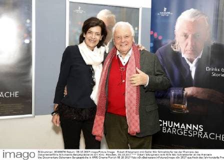 Eckart Witzigmann with Wife Niki Schnelldorfer at the Premiere the Documentary Schumann Bargespräche in ARRI Cinema Munich 08 10 2017 Foto:xD.xBedrosianx xFuturexImage