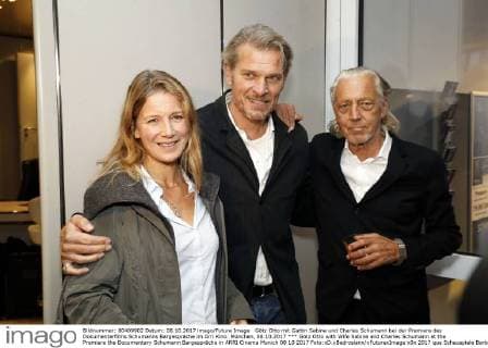 Götz Otto with Wife Sabine and Charles Schumann at the Premiere the Documentary Schumann Bargespräche in ARRI Cinema Munich 08 10 2017 Foto:xD.xBedrosianx xFuturexImage