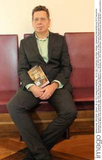 09 10 2017 Frankfurt at Main Romans Kaisersaal Award ceremony 2017 German Book Prize Portrait Author Franzobel the Raft the Medusa Paul Zsolnay