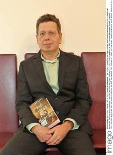 09 10 2017 Frankfurt at Main Romans Kaisersaal Award ceremony 2017 German Book Prize Portrait Author Franzobel the Raft the Medusa Paul Zsolnay