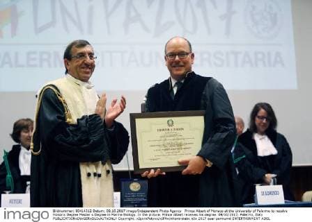 Prince Albert of Monaco at the University of Palermo to receive Honoris Degree Master s Degree in Marine Biology. In the picture, Prince Albert receives his degree. 09 10 2017, Palermo, Italy  Copyright: xIgorxPetyxx xIPAx xKontrolabx