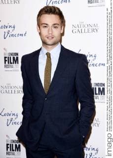 Douglas Booth at the Premiere from Loving Vincent on the 61 BFI London Film Festival in the National Gallery London 09 10 2017 Douglas Booth  Foto:xS.xVasx xFuturexImage
