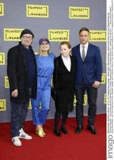 Rainer Bock Rutgers Birgit Minichmayr and Tom Wlaschiha at the Premiere Dengler the Protective Hand on the 25 Film Festival Hamburg 2017 in Cinemaxx Dammtor Hamburg 09 10 2017 Foto:xC.xTamckex xFuturexImage