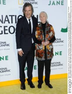 Premiere du film documentaire Jane realise par le National Geographic. 09 October 2017 - Hollywood, California - Brett Morgen, Dr. Jane Goodall. L.A. premiere of National Geographic Documentary Films Jane held at Hollywood Bowl in Hollywood. Photo Credit: Birdie Thompson AdMedia 221387 Birdie Thompson AdMedia Starface 2017-10-09 CA Hollywood Etats-Unis  Copyright: xBirdiexThompson AdMediax STAR_221387_013