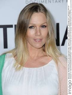 October 9, 2017 - Hollywood, CA, U.S. - 09 October 2017 - Hollywood, California - Jennie Garth. L.A. premiere of National Geographic Documentary Films Jane held at Hollywood Bowl in Hollywood. Photo Credit: AdMedia Hollywood U.S. - ZUMAa123 20171009_zaa_a123_232 Copyright: xBirdiexThompsonx