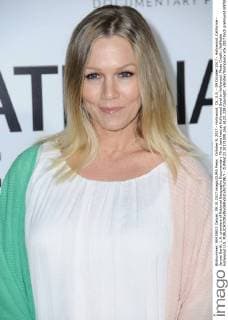 October 9, 2017 - Hollywood, CA, U.S. - 09 October 2017 - Hollywood, California - Jennie Garth. L.A. premiere of National Geographic Documentary Films Jane held at Hollywood Bowl in Hollywood. Photo Credit: AdMedia Hollywood U.S. - ZUMAa123 20171009_zaa_a123_228 Copyright: xBirdiexThompsonx
