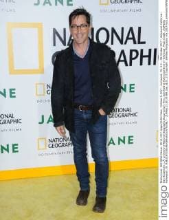 October 9, 2017 - Hollywood, CA, U.S. - 09 October 2017 - Hollywood, California - Dan Bucatinsky. L.A. premiere of National Geographic Documentary Films Jane held at Hollywood Bowl in Hollywood. Photo Credit: AdMedia Hollywood U.S. - ZUMAa123 20171009_zaa_a123_271 Copyright: xBirdiexThompsonx