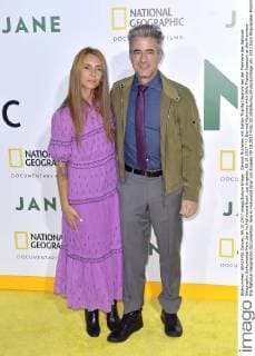 Dermot Mulroney with Wife Tharita Cesaroni at the Premiere the National Geographic Documentary Jane in Hollywood Bowl Los Angeles 09 10 2017 Foto:xD.xStarbuckx xFuturexImage