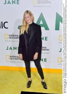 Beth Behr at the Jane National Geographic Documentary Film Premiere at 9 10 2017 in Los Angeles Jane Film premiere in Los Angeles 2017