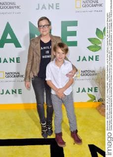 Kathleen Robertson and her Son William Cowles at the Jane National Geographic Documentary Film Premiere at 9 10 2017 in Los Angeles Jane Film premiere in Los Angeles 2017