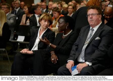 Auma Obama in close Dialogue with Henriette Reker at the award Ceremony the Global Compact Award through the International TÜV Rhineland in Historical City Hall in Cologne to Culture Award Auma Obama Global Compact Award xPW002F2Px