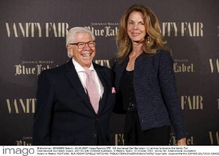 US journalust Carl Bernstein (L) arrives to receive the Vanity Fair International Journalism Award, with his wife Christine Kuehbeck, in Madrid, Spain, 10 October 2017. Vanity Fair International Journalism Award in Madrid !ACHTUNG: NUR REDAKTIONELLE NUTZUNG!  Copyright: xJuanJoxMartínx CAM005 20171010-636432698434057879