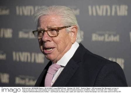 October 10, 2017 - Madrid, Spain - US journalust Carl Bernstein arrives to receive the Vanity Fair International Journalism Award, with his wife Christine Kuehbeck, in Madrid, Spain, 10 October 2017. Madrid Spain  - ZUMAn230 20171010_zaa_n230_524 Copyright: xOscarxGonzalezx