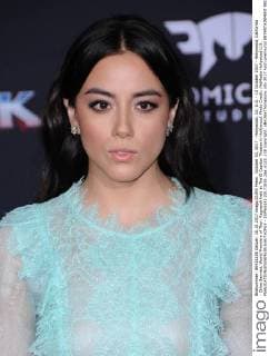 October 10, 2017 - Hollywood, CA, U.S. - 10 October 2017 - Hollywood, California - Chloe Bennett. World Premiere of Thor: Ragnarok held at The El Capitan Theater in Hollywood. Photo Credit: AdMedia Hollywood U.S. - ZUMAa123 20171010_zaa_a123_138 Copyright: xBirdiexThompsonx