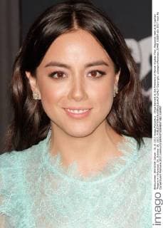Chloe Bennett at the Premiere of Marvel Studios Thor: Ragnarok held at El Capitan Theatre in Hollywood, CA, October 10, 2017.  Copyright: xJosephxMartinezx 33448_038JM