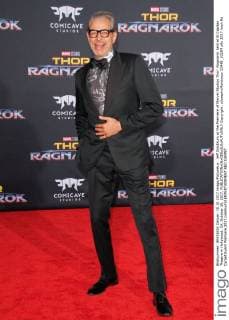 Jeff Goldblum at the Premiere of Marvel Studios Thor: Ragnarok held at El Capitan Theatre in Hollywood, CA, October 10, 2017.  Copyright: xJosephxMartinezx 33448_102JM