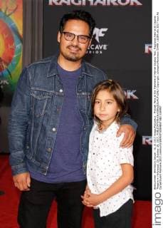 Michael Pena at the Premiere of Marvel Studios Thor: Ragnarok held at El Capitan Theatre in Hollywood, CA, October 10, 2017.  Copyright: xJosephxMartinezx 33448_110JM