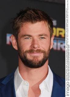 Chris Hemsworth 10 10 2017 The world premiere of Thor: Ragnarok held at El Capitan Theater in Hollywood, CA  Copyright: xIzumixHasegawax 33448_133HNW