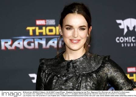 Elizabeth Henstridge at the Thor Film Premiere at 10 10 2017 in Hollywood Los Angeles Thor Film premiere in Los Angeles 2017