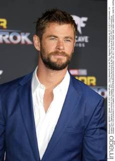 Chris Hemsworth at the Thor Film Premiere at 10 10 2017 in Hollywood Los Angeles Thor Film premiere in Los Angeles 2017