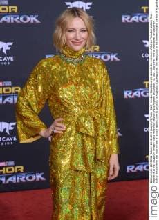 Cast member Cate Blanchett attends the premiere of the sci-fi motion picture Thor: Ragnarok at the El Capitan Theatre in the Hollywood section of Los Angeles on October 10, 2017. Storyline: Thor is imprisoned on the other side of the universe and finds himself in a race against time to get back to Asgard to stop Ragnarok, the destruction of his homeworld and the end of Asgardian civilization, at the hands of an all-powerful new threat, the ruthless Hela.  LAP2017101027 JIMxRUYMEN
