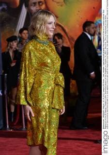 Cast member Cate Blanchett attends the premiere of the sci-fi motion picture Thor: Ragnarok at the El Capitan Theatre in the Hollywood section of Los Angeles on October 10, 2017. Storyline: Thor is imprisoned on the other side of the universe and finds himself in a race against time to get back to Asgard to stop Ragnarok, the destruction of his homeworld and the end of Asgardian civilization, at the hands of an all-powerful new threat, the ruthless Hela.  LAP2017101031 JIMxRUYMEN