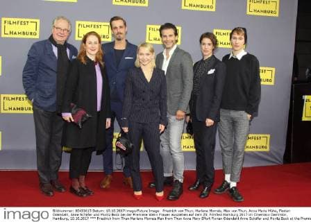 Friedrich from Thun Marlene Morreis Max from Thun Anna Mary Effort Florian Odendahl Anne Schäfer and Moritz Bock at the Premiere if Women Undressing on the 25 Film Festival Hamburg 2017 in Cinemaxx Dammtor Hamburg 10 10 2017 Foto:xgbrcix xFuturexImage