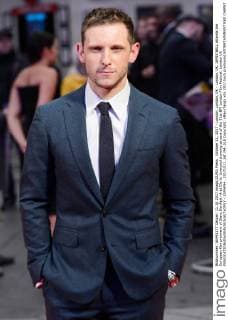 October 11, 2017 - London, London, UK - London, UK. JAMIE BELL attends the European film premiere of Stars DonÃ¢â‚¬â ¢t Die In Liverpool showing as part of the 51st BFI London Film Festival. London UK  - ZUMAl94_ 20171011_zaf_l94_018 Copyright: xRayxTangx
