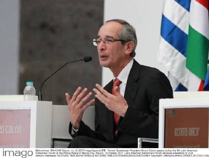 Former Guatemalan President Alvaro Colom speaks during the 8th Latin American Democracy Forum at the Mining Palace in Mexico City, Mexico, 11 October 2017. Latin American Democracy Forum adresses adaptation to 21st century challenges !ACHTUNG: NUR REDAKTIONELLE NUTZUNG!  Copyright: xMarioxGuzmánx CMX003 20171011-636433547118306723