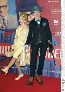 Britt Kanja and Günther at the Premiere the Cinema Forward Always in Cinema International Berlin 11 10 2017 Foto:xS.xGabschx xFuturexImage