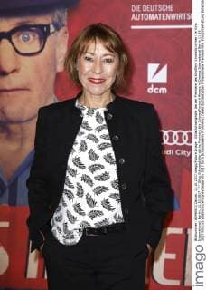Gitta Schweighöfer at the Premiere the Cinema Forward Always in Cinema International Berlin 11 10 2017 Foto:xS.xGabschx xFuturexImage