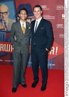 Andrej Hermlin with Son David at the Premiere the Cinema Forward Always in Cinema International Berlin 11 10 2017 Foto:xS.xGabschx xFuturexImage