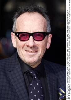 Elvis Costello at the Premiere from Film Stars Don T the in Liverpool on the 61 BFI London Film Festival in Odeon Leicester Square London 11 10 2017 Elvis Costello  Foto:xS.xVasx xFuturexImage